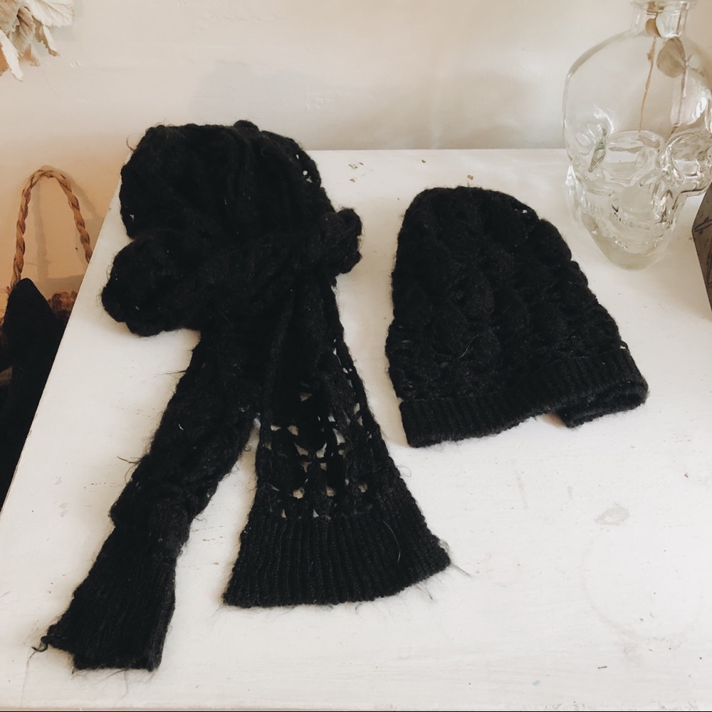 Crochet Scarf & Beanie